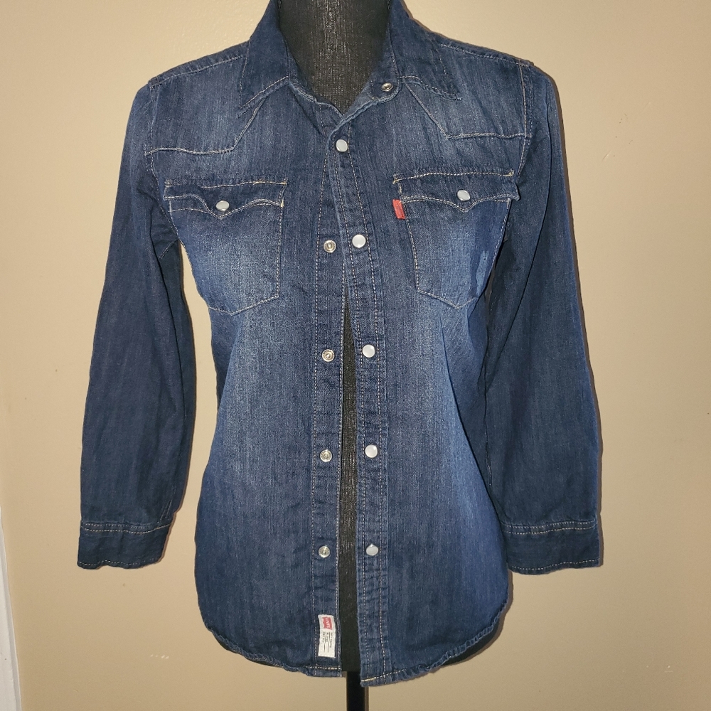 Levi jean shirt